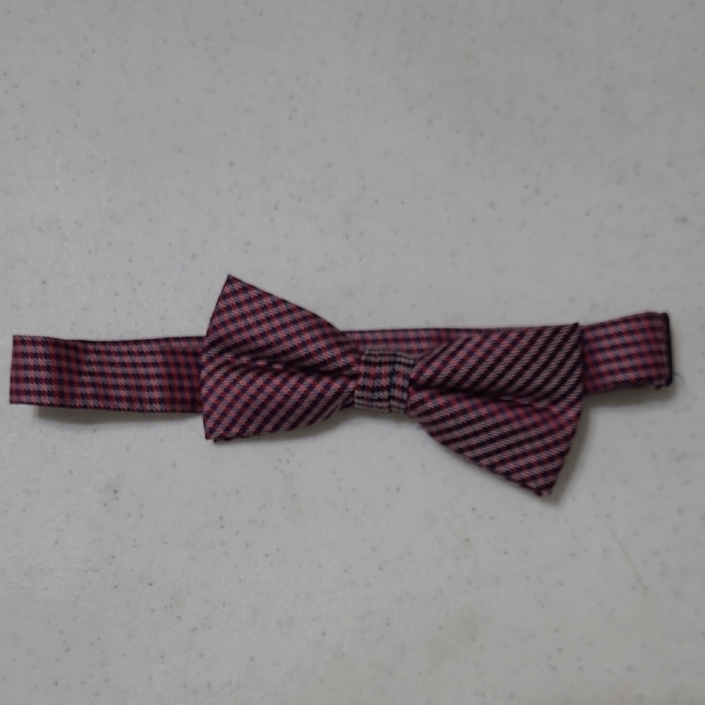 J. Khaki Pink and Black Patterned SILK Bow Tie